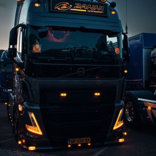 VOLVO