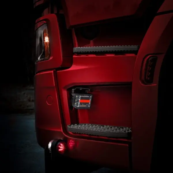 STRANDS | SIBERIA RED FOX WORK LIGHT + STROBO - immagine 4