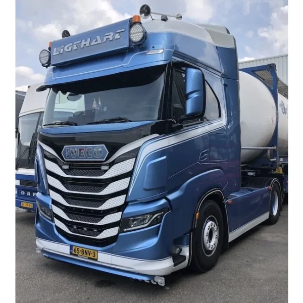 PROLUNGAMENTO VISIERA PARASOLE IVECO S-WAY - immagine 2
