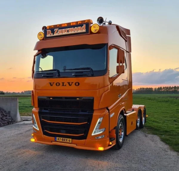 SOLARGUARD | SPOILER SOTTOPARAURTI CON TALMU VOLVO FH4/5
