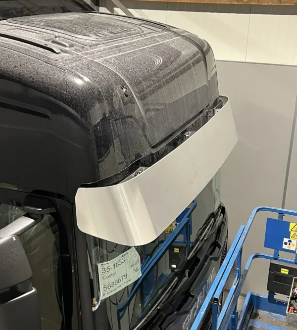 FOX PARTS | VISIERA PARASOLE SCANIA NEXTGEN 35CM - immagine 3