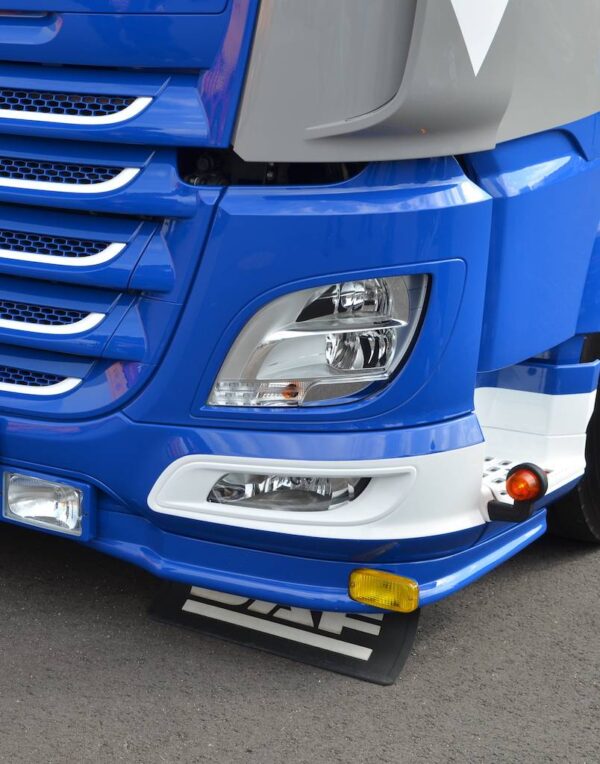 SOLARGUARD | SPOILER SOTTOPARAURTI DAF XF EURO5/6 - immagine 4