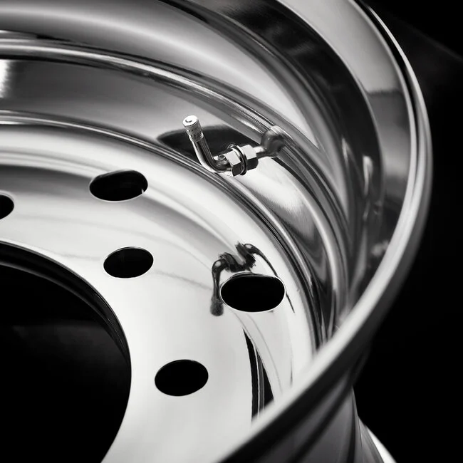 OMNIUS STYLING PARTS | CERCHIO IN LEGA PREMIUM 22.5x11.75 - ET0 - immagine 2